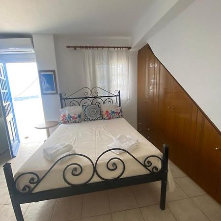 Aeolos Apartments Akrotírion Kültér fotó